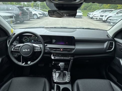 New 2025 Kia Seltos EX w/ EX Sunroof Package image 13