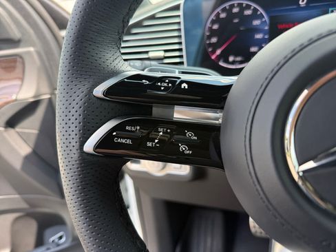 Certified 2025 Mercedes-Benz GLE 450 4MATIC image 25