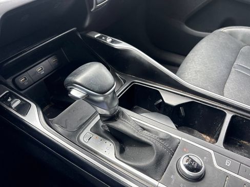 Used 2021 Kia Sorento S w/ Panoramic Sunroof Package AWD/4WD image 24