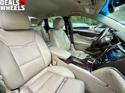 Used 2014 Cadillac XTS Luxury FWD image 28