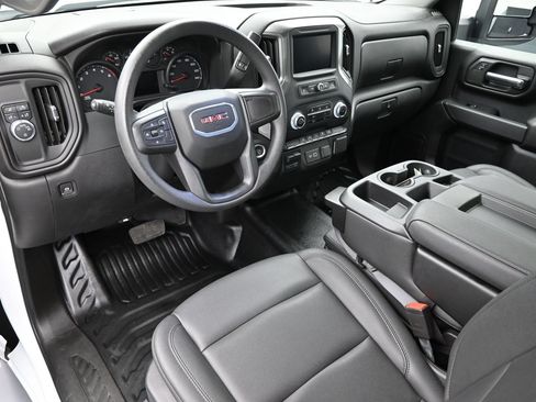 Used 2024 GMC Sierra 2500 Pro w/ Convenience Package RWD image 19
