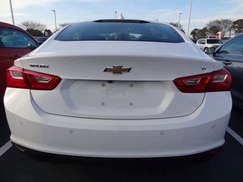 Used 2024 Chevrolet Malibu LT image 7