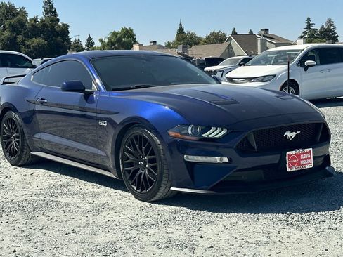 Used 2018 Ford Mustang GT w/ GT Performance Package RWD image 10