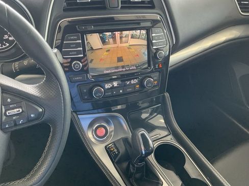 Used 2023 Nissan Maxima SV w/ Floor Mat Group FWD image 14