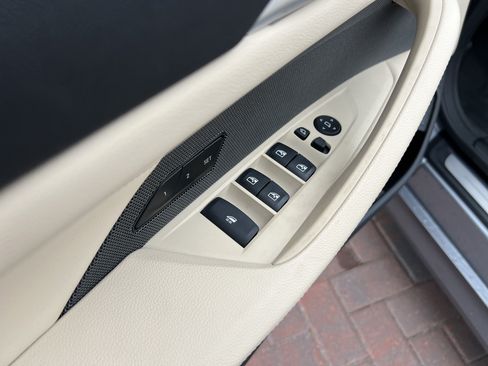 Certified 2024 BMW 430i Convertible w/ Premium Package RWD image 15