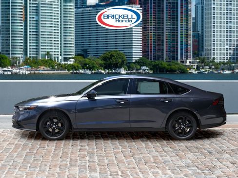 Used 2025 Honda Accord SE image 8