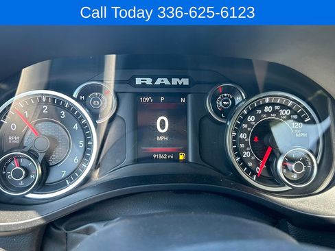 Used 2022 RAM 1500 Big Horn AWD/4WD image 30