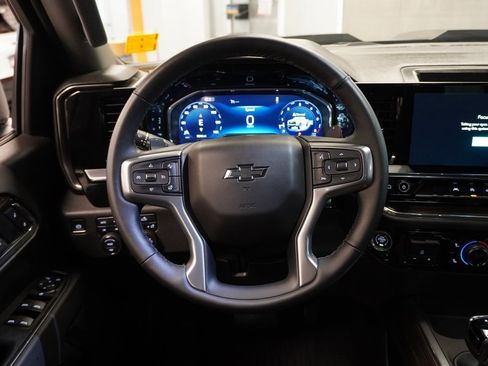 Used 2025 Chevrolet Silverado 1500 LT Trail Boss w/ Protection Package image 9