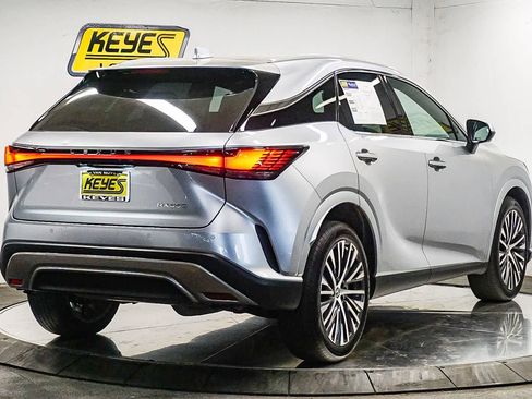 Used 2023 Lexus RX 350 Premium Plus w/ Cold Area Package image 4