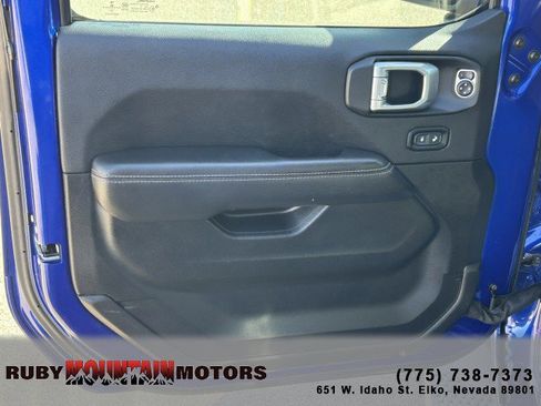 Used 2020 Jeep Wrangler Unlimited Sahara w/ LED Lighting Group image 9