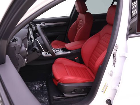 New 2026 Alfa Romeo Stelvio Sprint AWD/4WD image 7