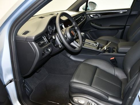 New 2026 Porsche Macan AWD/4WD image 6