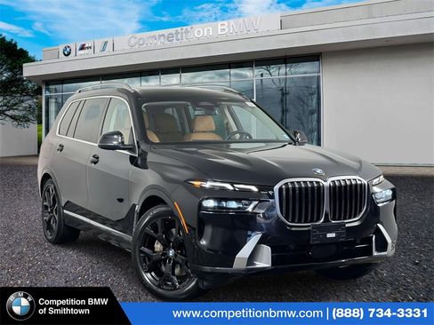 Used 2023 BMW X7 xDrive40i w/ Parking Assistance Package image 1