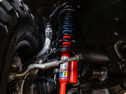 Used 2025 Toyota Tacoma TRD Off-Road image 14