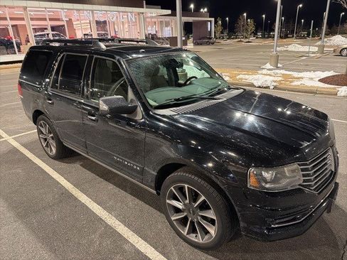 Used 2016 Lincoln Navigator Reserve image 8