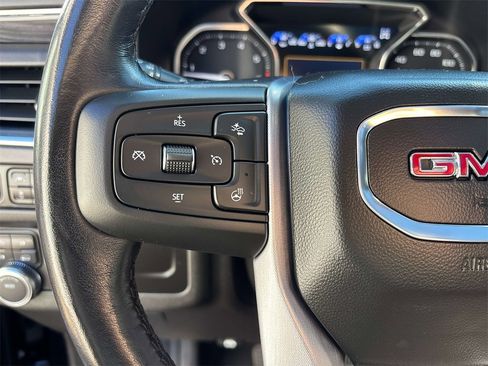 Used 2021 GMC Yukon XL SLT w/ SLT Premium Package image 23