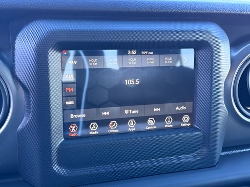 Used 2022 Jeep Gladiator Sport AWD/4WD image 33
