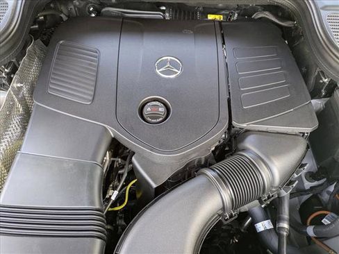 Certified 2025 Mercedes-Benz GLE 350 4MATIC image 16