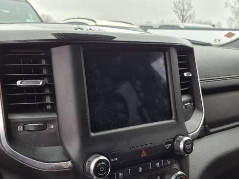 Used 2021 RAM 1500 Laramie w/ Sport Appearance Package image 9