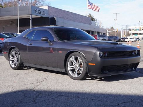 Used 2020 Dodge Challenger R/T image 40