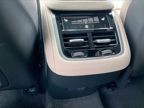 New 2026 Volvo XC90 B6 Plus w/ Protection Package Premier image 16