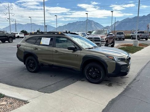 Used 2025 Subaru Outback Wilderness AWD/4WD image 5