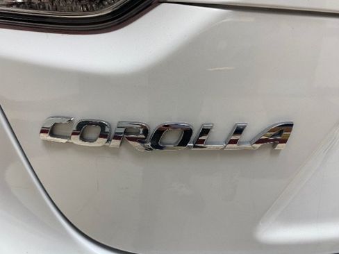 Used 2023 Toyota Corolla LE FWD image 20