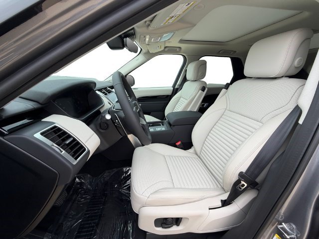 New 2026 Land Rover Discovery S AWD/4WD image 10