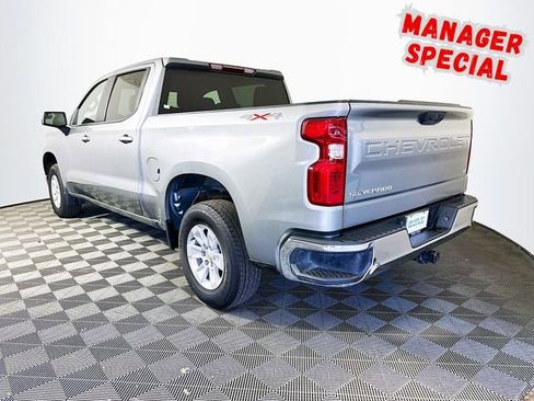Used 2025 Chevrolet Silverado 1500 LT AWD/4WD image 6