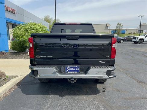 Used 2023 Chevrolet Silverado 1500 LT AWD/4WD image 6