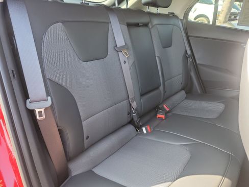 Used 2025 Kia Niro Wind FWD image 25
