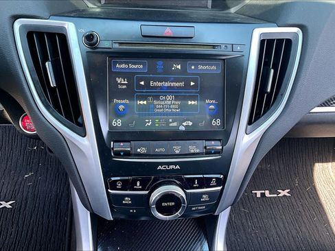Used 2015 Acura TLX V6 w/ Technology Package FWD image 31
