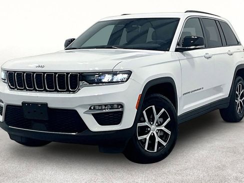Used 2024 Jeep Grand Cherokee Limited image 11