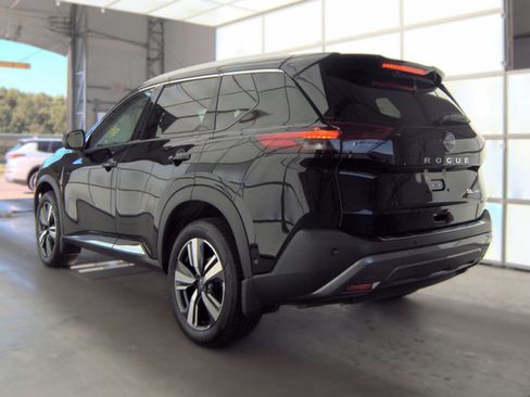 Used 2023 Nissan Rogue SL w/ SL Premium Package AWD/4WD image 4