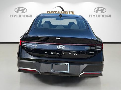 New 2026 Hyundai Sonata Blue image 6
