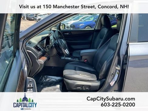 Used 2017 Subaru Outback 2.5i Limited AWD/4WD image 16