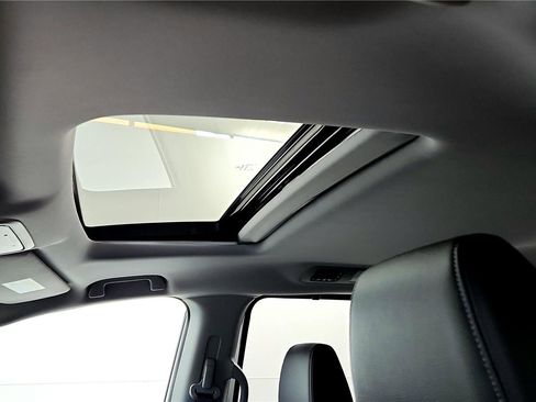 Used 2021 Honda Odyssey EX-L image 18