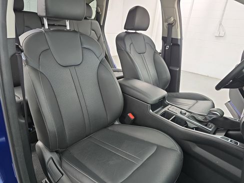 Used 2023 Kia Sorento S w/ Panoramic Sunroof Package image 10