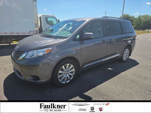Used 2017 Toyota Sienna LE w/ Protection Package AWD/4WD image 1