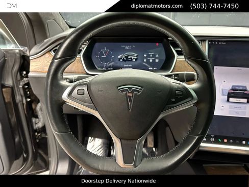 Used 2017 Tesla Model X 100D image 22