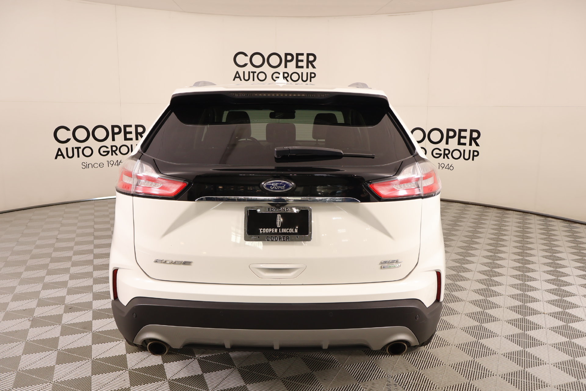 Used 2020 Ford Edge SEL w/ Convenience Package FWD image 22