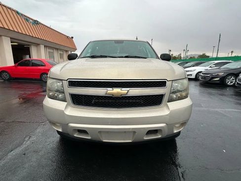Used 2007 Chevrolet Suburban LS image 8