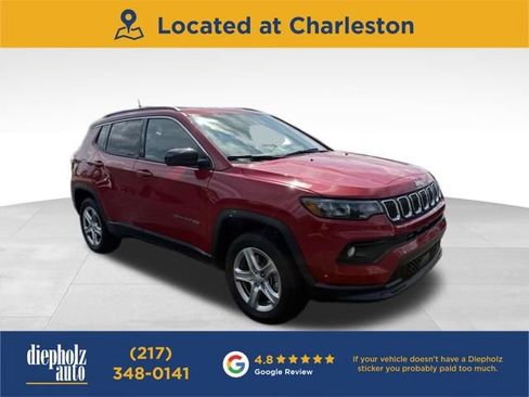 Used 2023 Jeep Compass Latitude AWD/4WD image 1