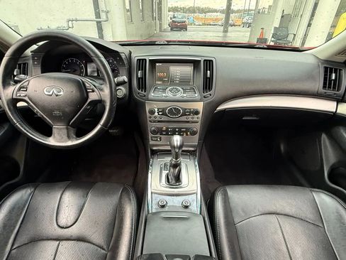 Used 2012 INFINITI G37 Journey w/ Premium Pkg image 3
