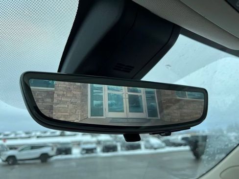 Used 2021 GMC Yukon XL Denali w/ Denali Premium Package image 58