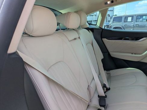 Used 2022 Maserati Levante GT image 17