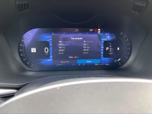 New 2026 Volvo XC60 B5 Plus w/ Protection Package Premier image 19