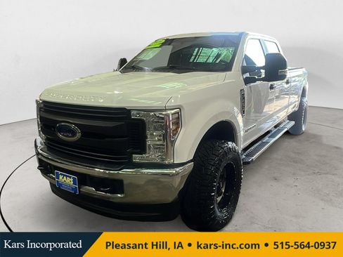 Used 2019 Ford F250 XL w/ Power Equipment Group AWD/4WD image 1