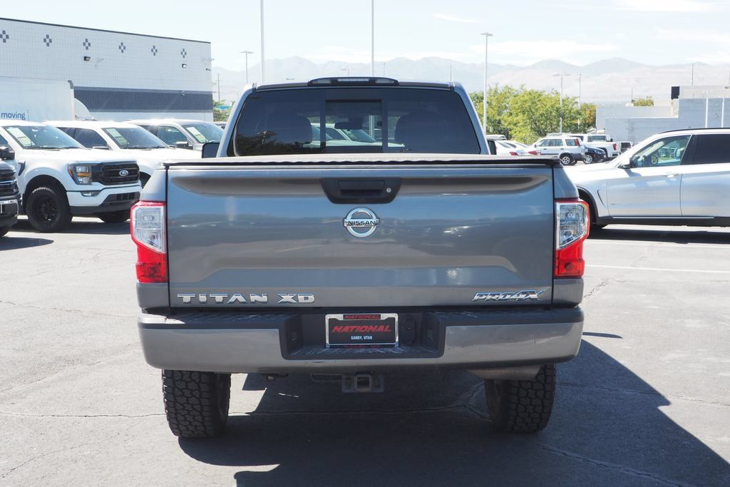 Used 2017 Nissan Titan PRO-4X AWD/4WD image 6