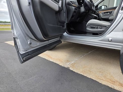 Used 2018 Honda CR-V EX-L image 17